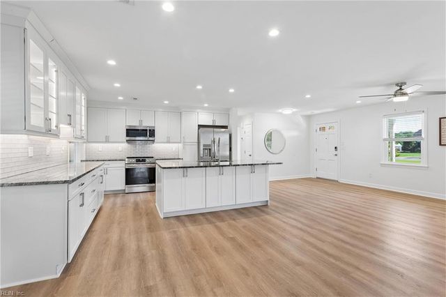2010 Tillage LN, Hayes, VA 23072