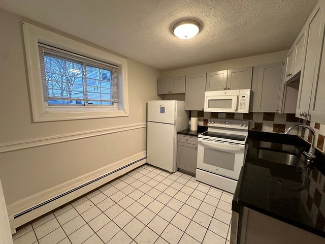 32 Annese Rd 1, Chelsea, MA 02150