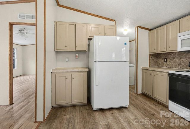 40348 Barnhardt Road, New London, NC 28127