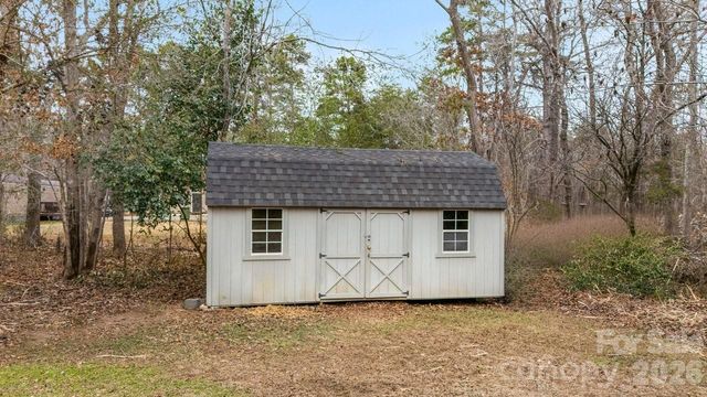 40348 Barnhardt Road, New London, NC 28127