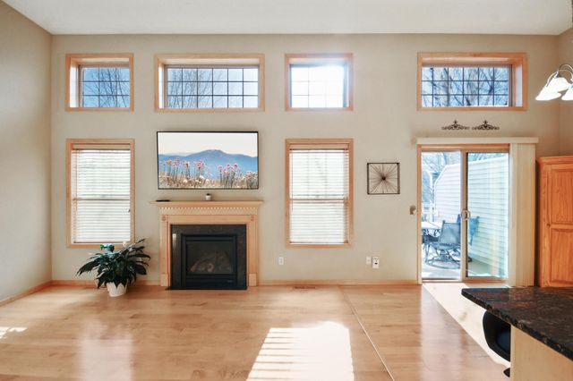 3114 Frontier Drive, Woodbury, MN 55129