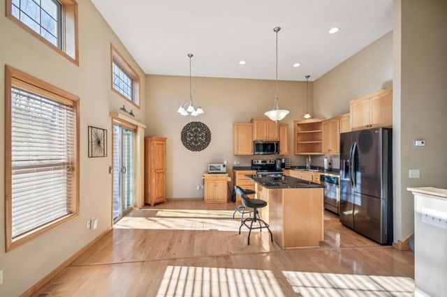 3114 Frontier Drive, Woodbury, MN 55129