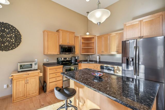 3114 Frontier Drive, Woodbury, MN 55129