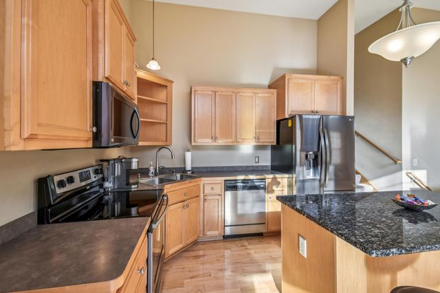 3114 Frontier Drive, Woodbury, MN 55129