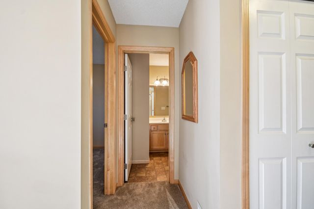 3114 Frontier Drive, Woodbury, MN 55129