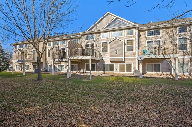 3114 Frontier Drive, Woodbury, MN 55129