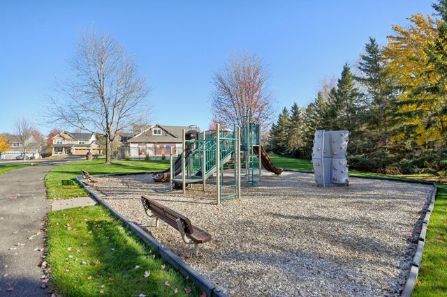 3114 Frontier Drive, Woodbury, MN 55129