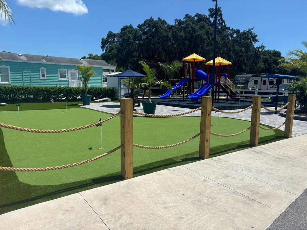 Image 3 of property listing at 2729 CAMPER AVENUE, Kissimmee, FL 34744