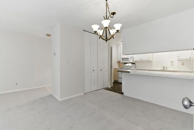 728 Elm 205, San Carlos, CA 94070