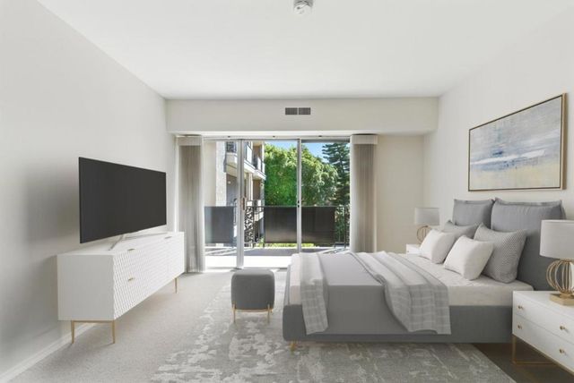 728 Elm 205, San Carlos, CA 94070