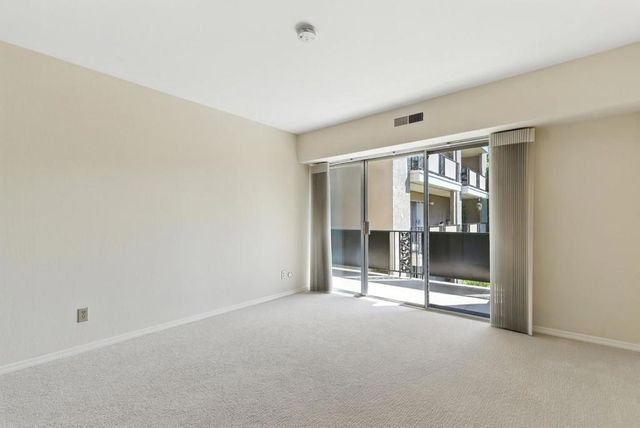 728 Elm 205, San Carlos, CA 94070