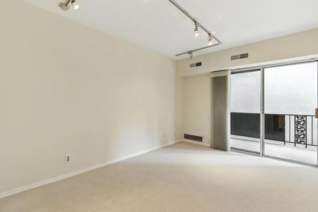 728 Elm 205, San Carlos, CA 94070