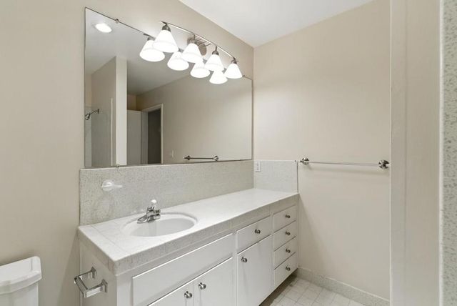 728 Elm 205, San Carlos, CA 94070