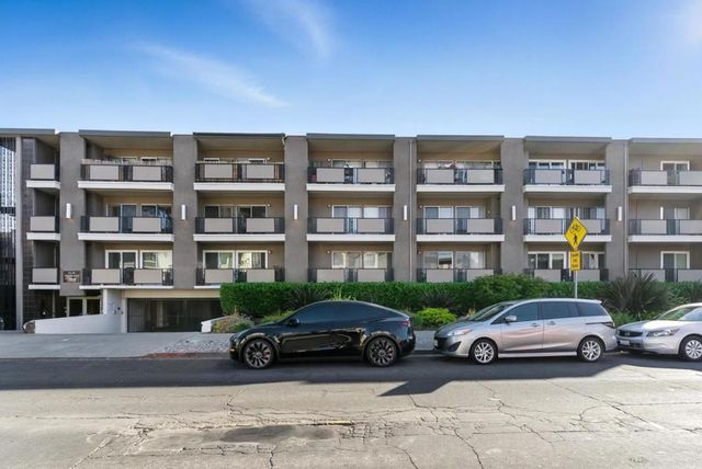 728 Elm 205, San Carlos, CA 94070