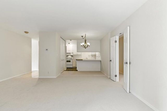 728 Elm 205, San Carlos, CA 94070