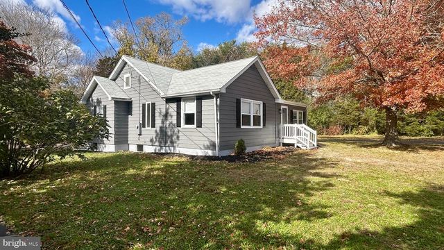 104 N WEST AVE, Minotola, NJ 08341