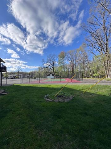 7640 Woodview Street 1, Westland, MI 48185
