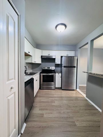 7640 Woodview Street 1, Westland, MI 48185