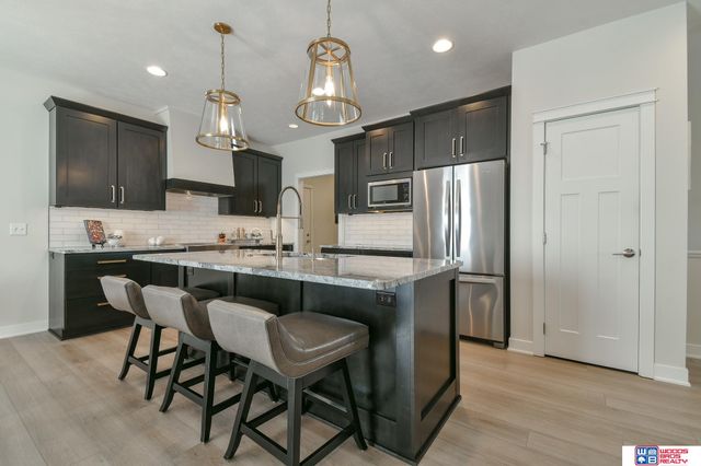 7027 Fernhill Place, Lincoln, NE 68516