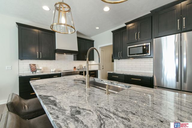 7027 Fernhill Place, Lincoln, NE 68516