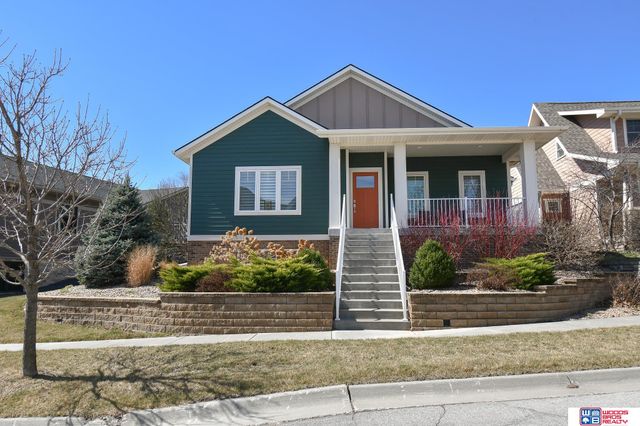 7027 Fernhill Place, Lincoln, NE 68516