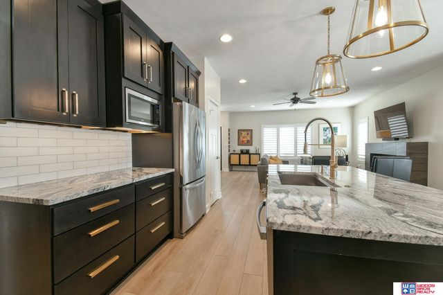 7027 Fernhill Place, Lincoln, NE 68516