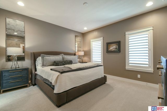 7027 Fernhill Place, Lincoln, NE 68516