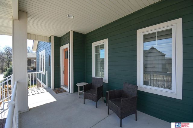 7027 Fernhill Place, Lincoln, NE 68516