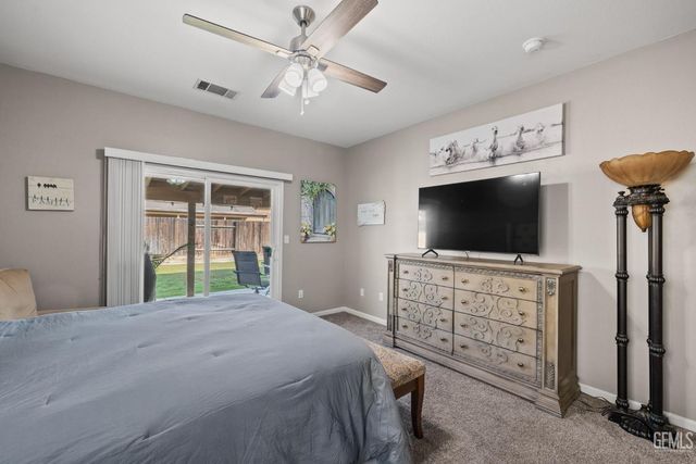 12602 Mezzadro Avenue, Bakersfield, CA 93312