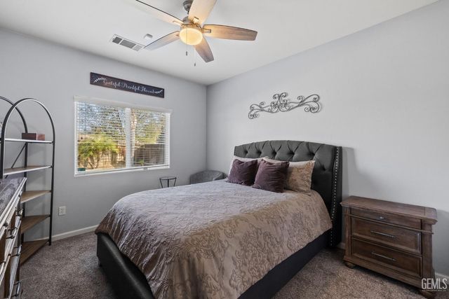 12602 Mezzadro Avenue, Bakersfield, CA 93312