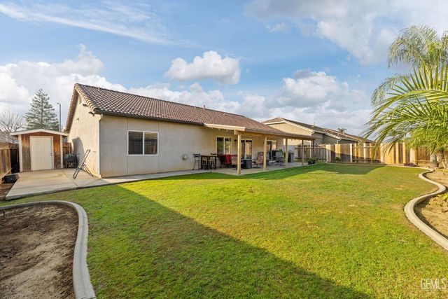 12602 Mezzadro Avenue, Bakersfield, CA 93312