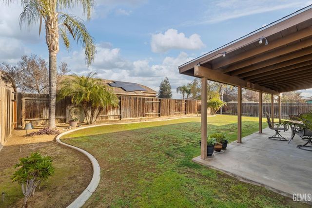 12602 Mezzadro Avenue, Bakersfield, CA 93312