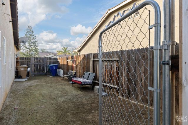 12602 Mezzadro Avenue, Bakersfield, CA 93312