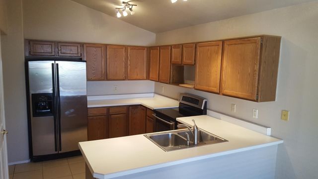 16610 S 32nd Place, Phoenix, AZ 85048