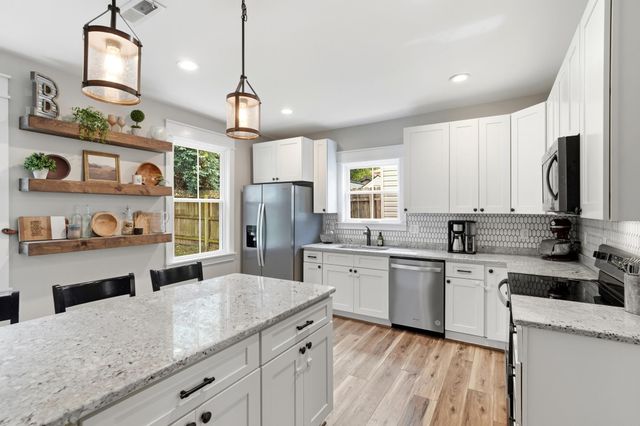 245 Forest Avenue, Ludlow, KY 41016