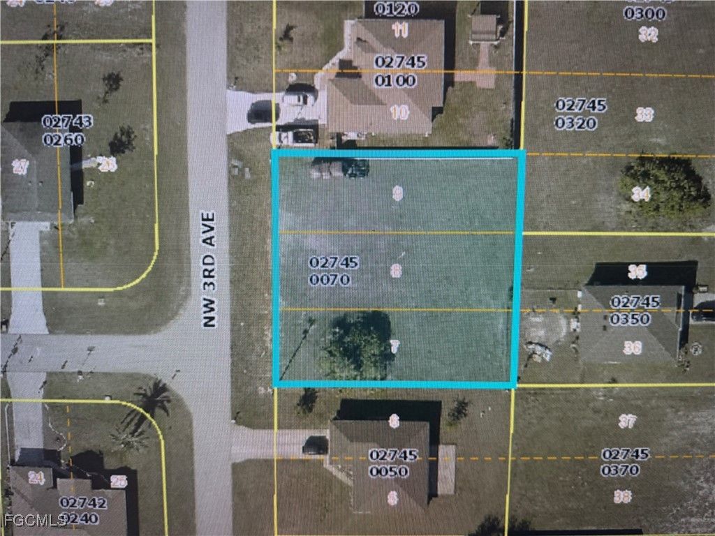 1400 Hibiscus AVE, Lehigh Acres, FL 33972