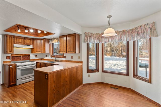 12170 Woodward Drive, Anchorage, AK 99516