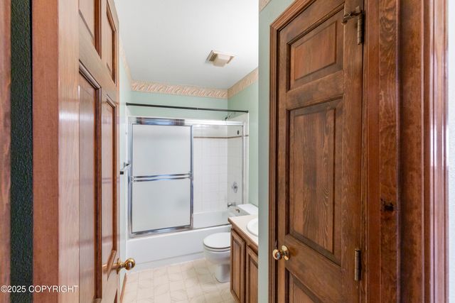 12170 Woodward Drive, Anchorage, AK 99516