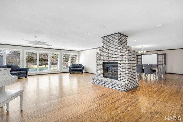 109 Pecan Lane, Belleville, IL 62223