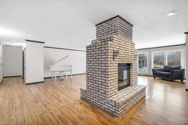 109 Pecan Lane, Belleville, IL 62223