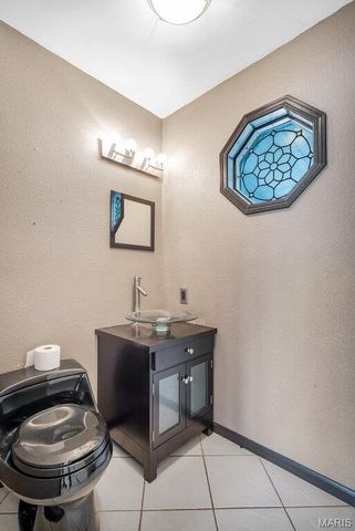 109 Pecan Lane, Belleville, IL 62223