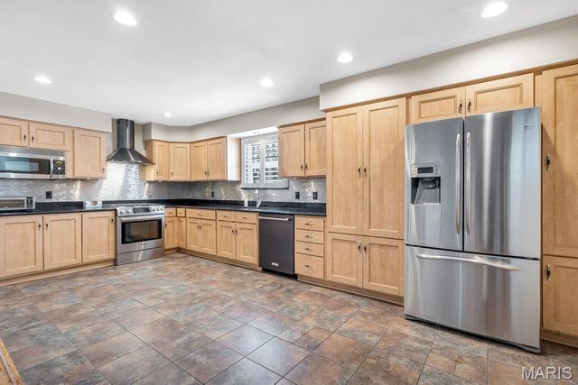 109 Pecan Lane, Belleville, IL 62223