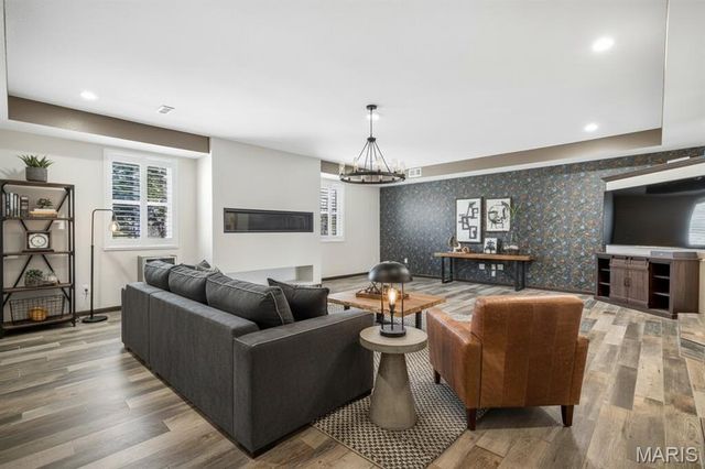 109 Pecan Lane, Belleville, IL 62223