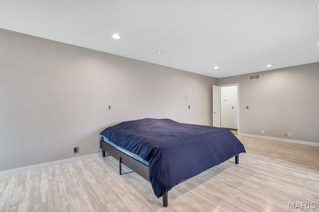 109 Pecan Lane, Belleville, IL 62223