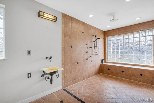 109 Pecan Lane, Belleville, IL 62223