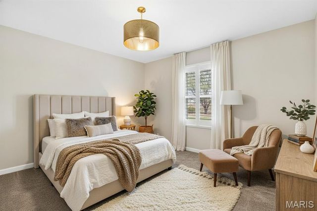 109 Pecan Lane, Belleville, IL 62223