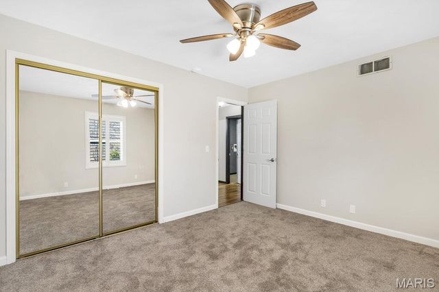 109 Pecan Lane, Belleville, IL 62223