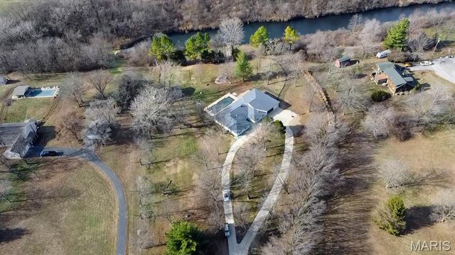 109 Pecan Lane, Belleville, IL 62223