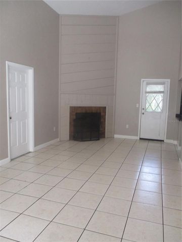 1120 SW 19TH PLACE, Gainesville, FL 32601