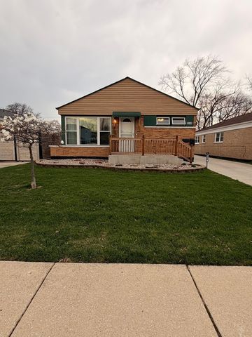 8118 S KOLMAR Avenue, Chicago, IL 60652